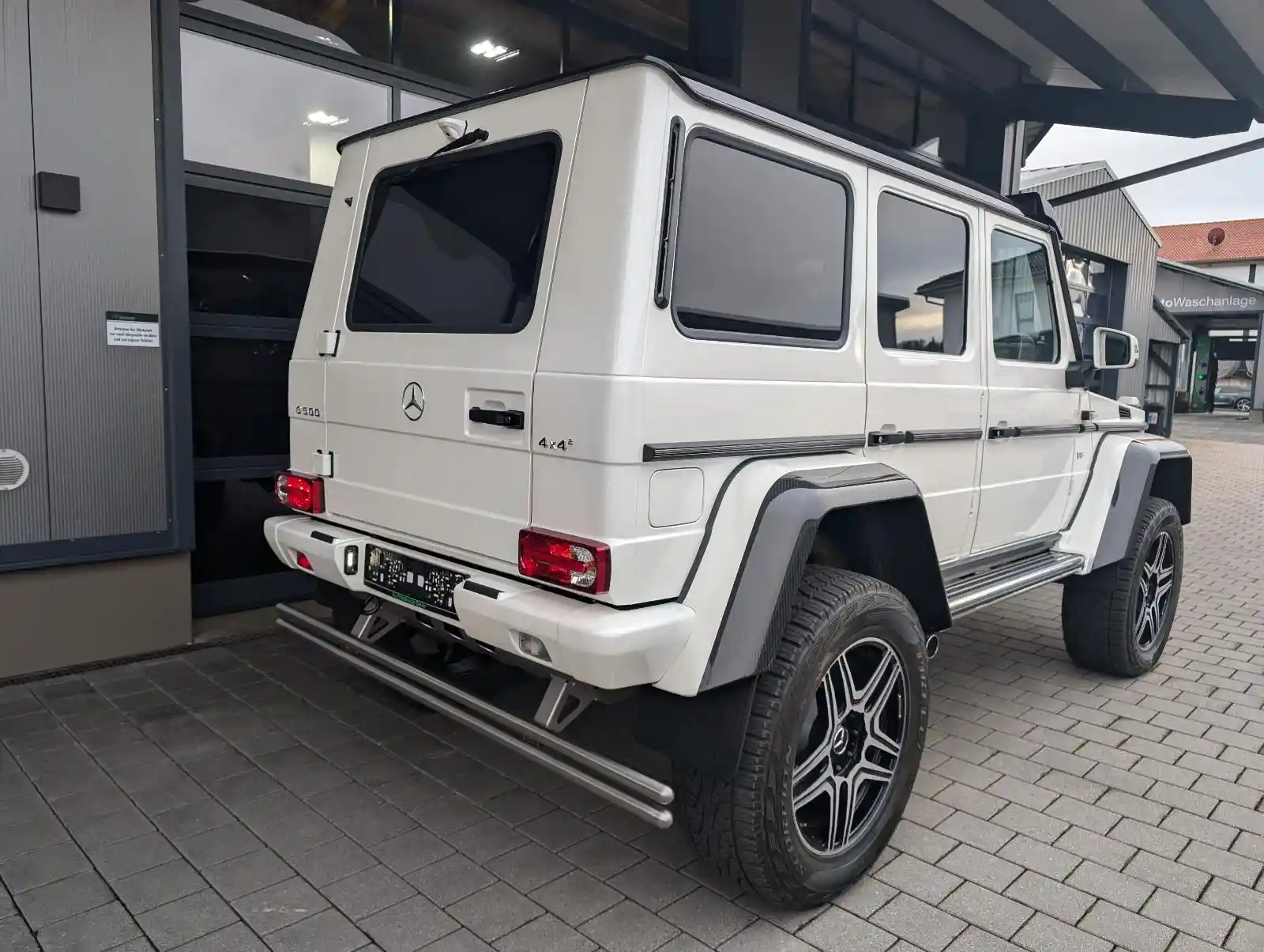 Mercedes-Benz G 500