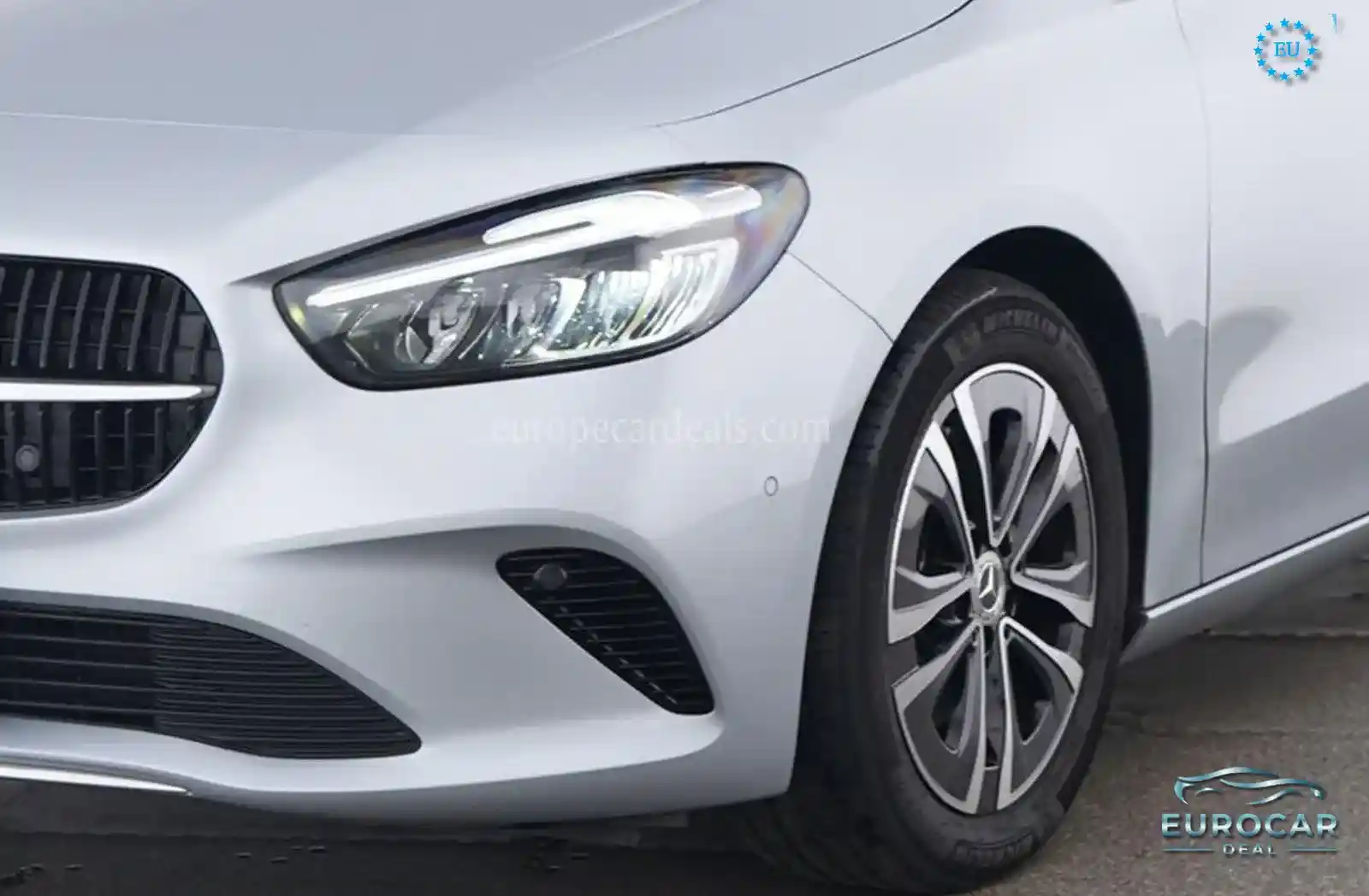 Mercedes-Benz B 180