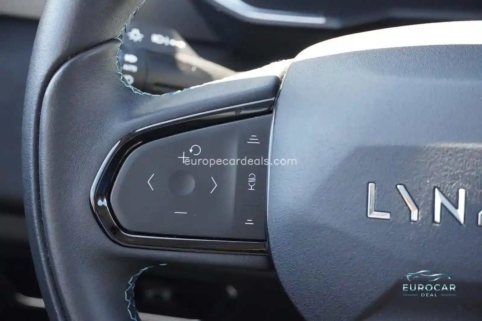 Lynk&Co 01