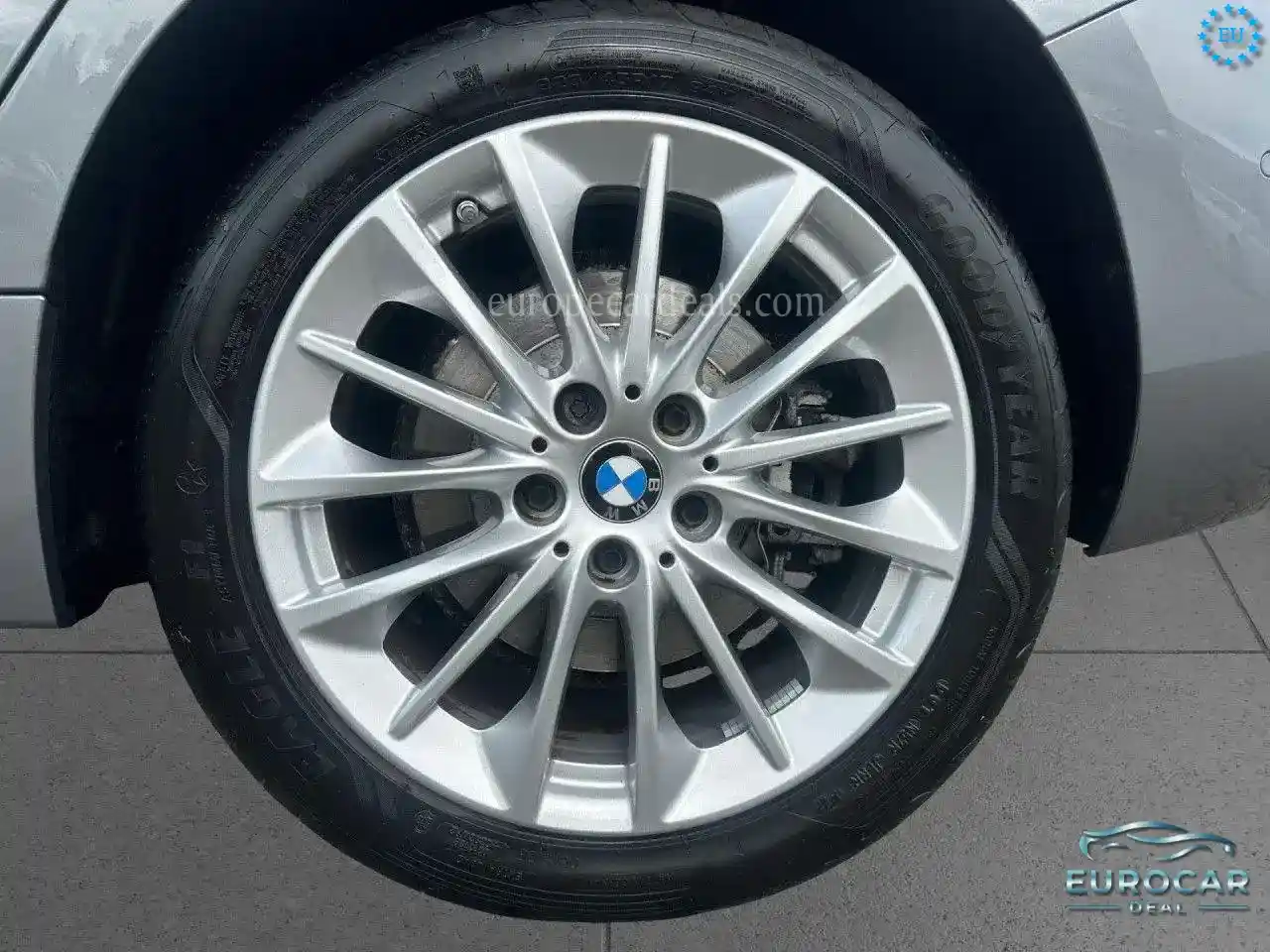 BMW 120