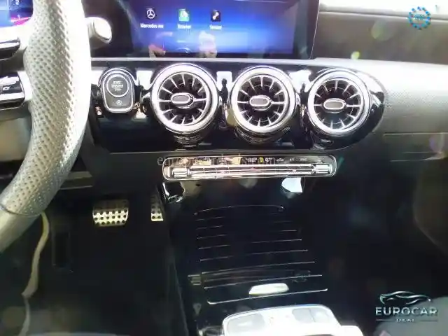 Mercedes-Benz CLA 200 Shooting Brake
