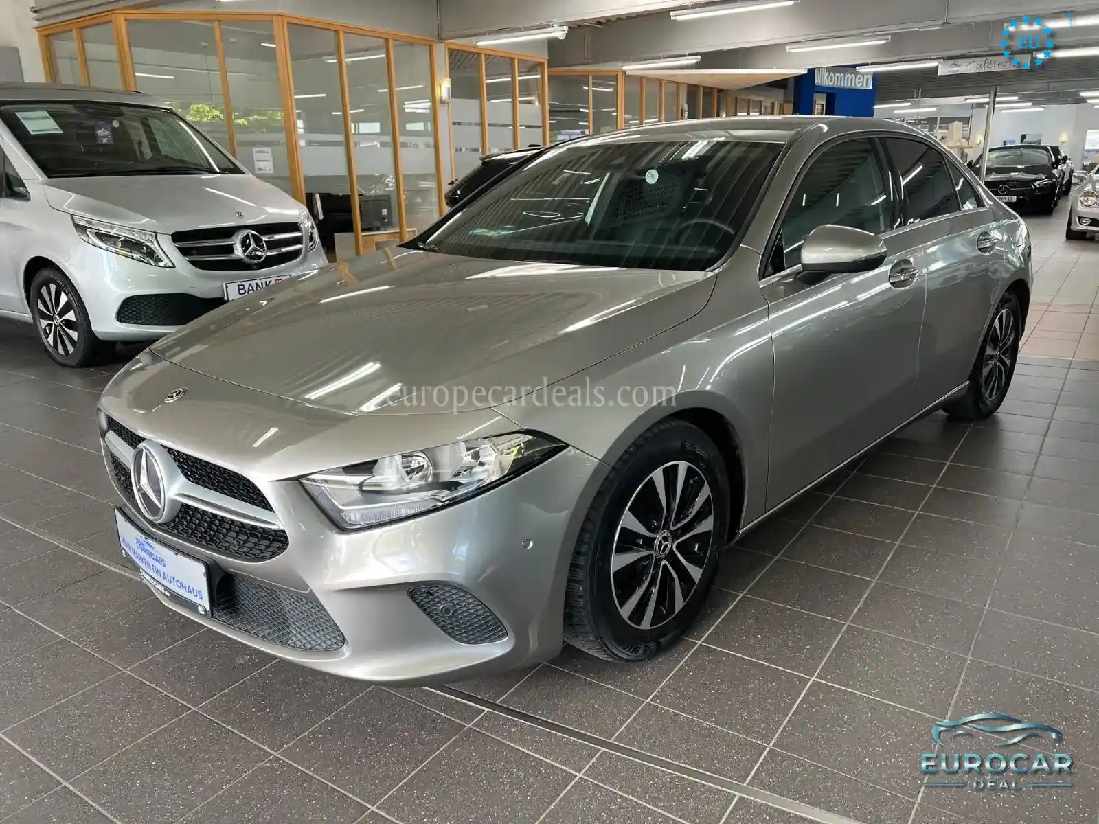 Mercedes-Benz A 180