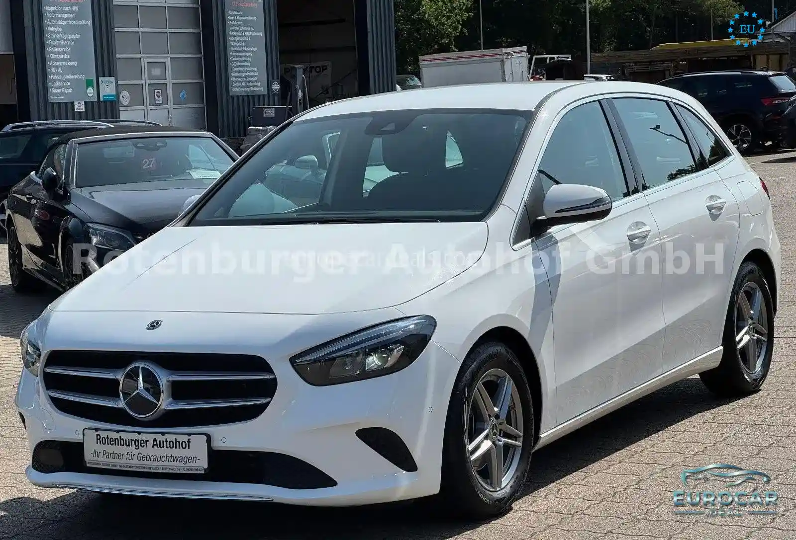 Mercedes-Benz B 180