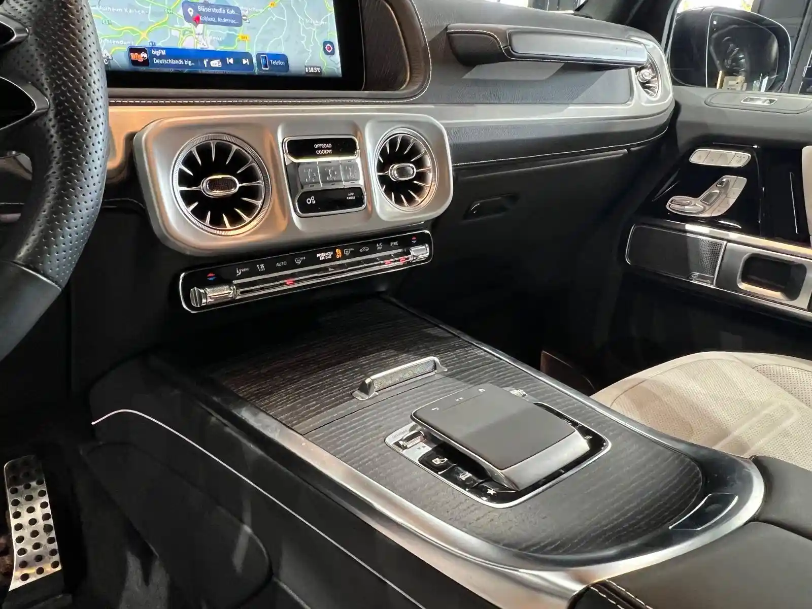 Mercedes-Benz G 450