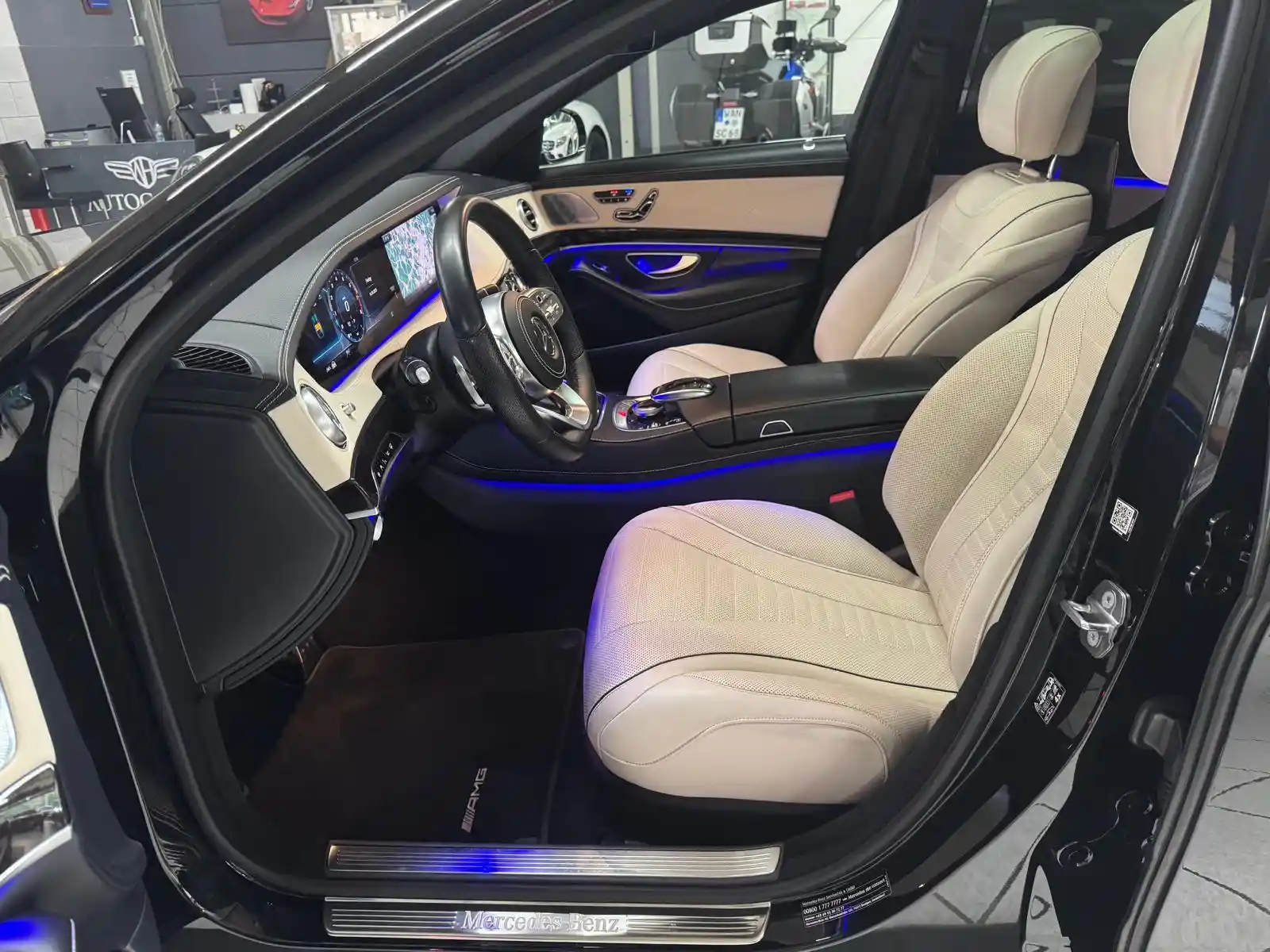 Mercedes-Benz S 560