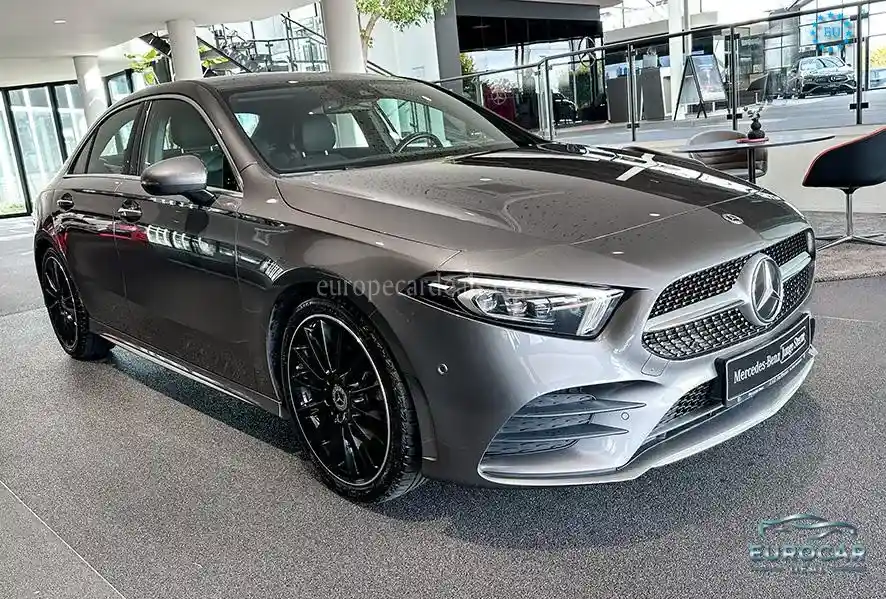Mercedes-Benz A 220