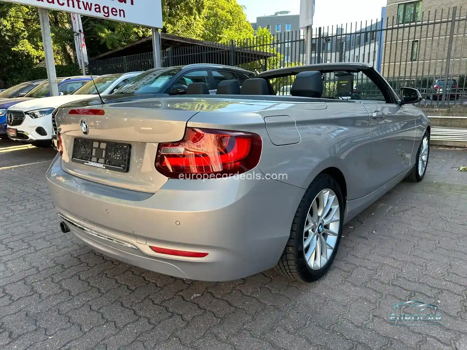 BMW 218