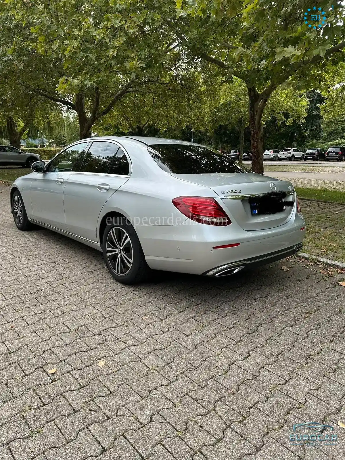 Mercedes-Benz E 220
