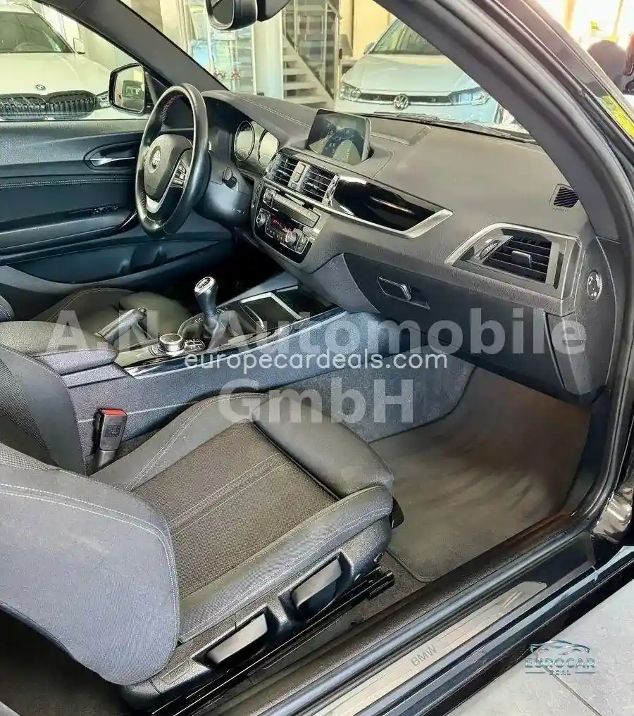 BMW 218