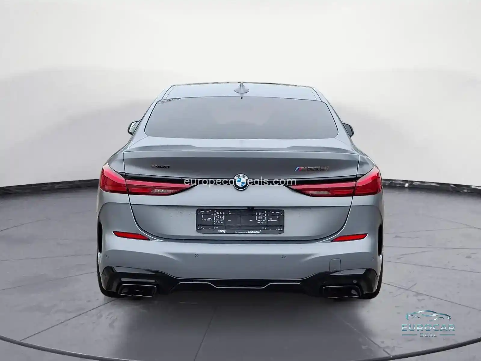 BMW M235
