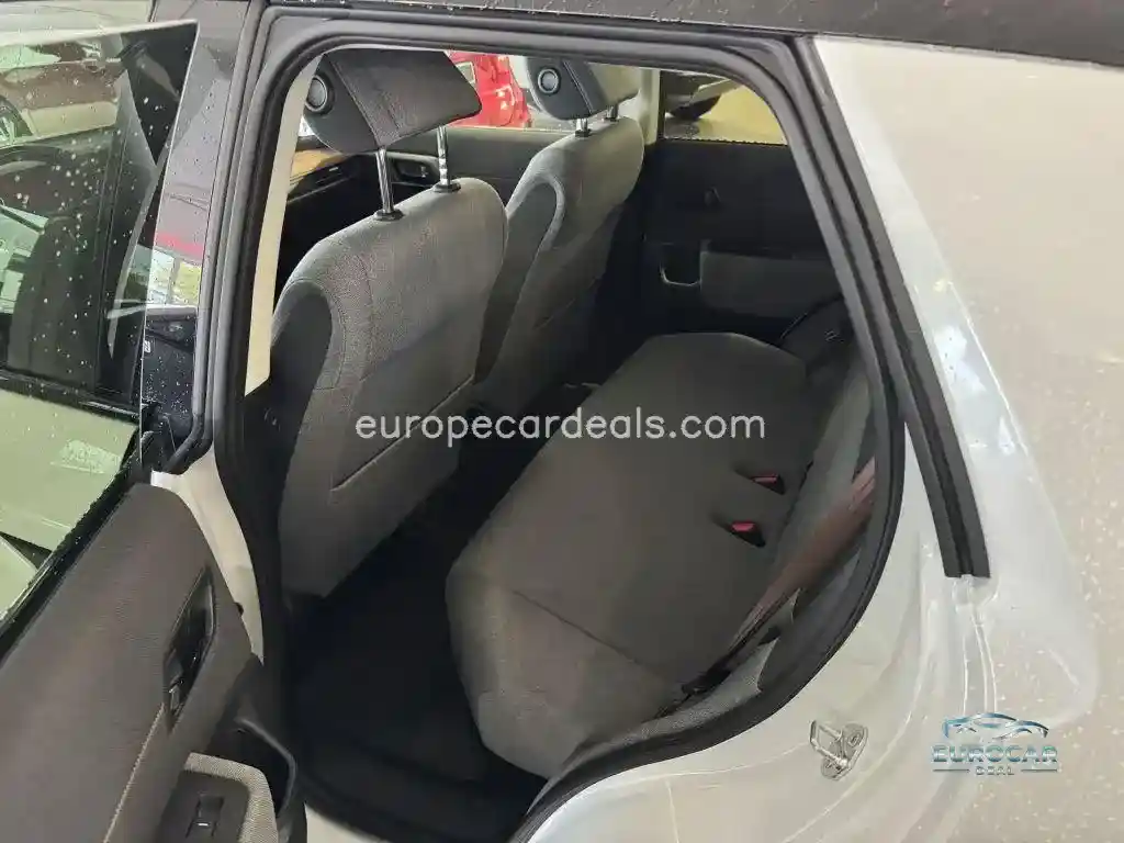 Honda e