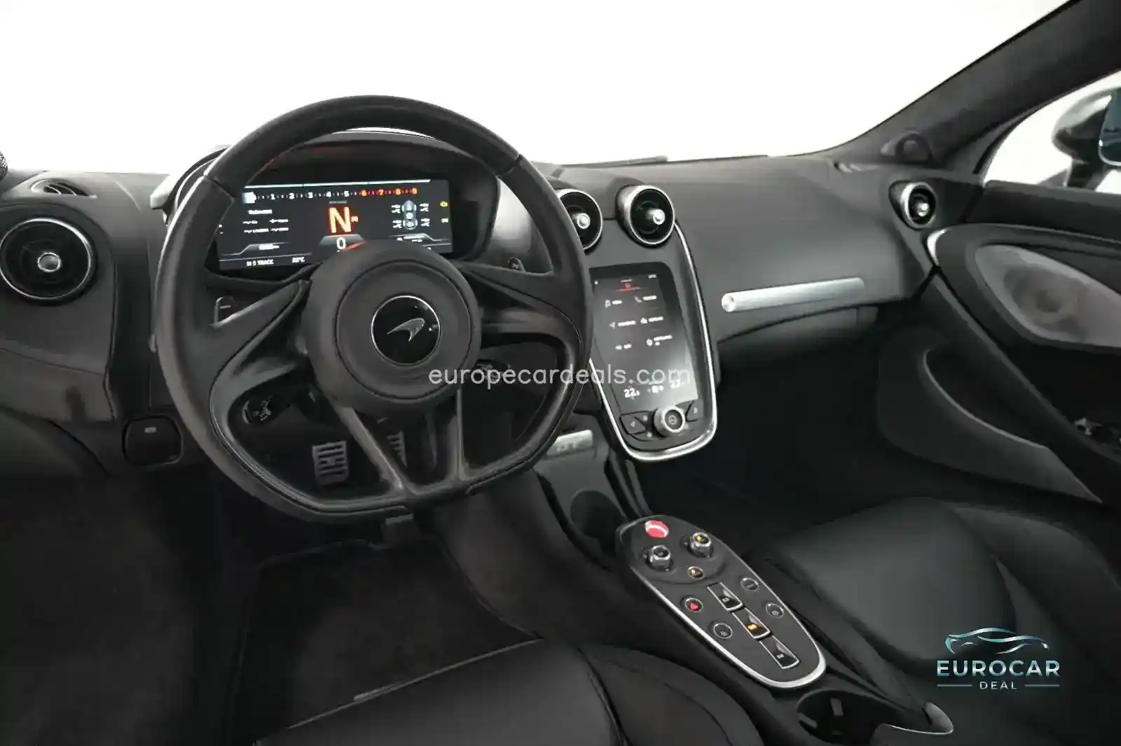McLaren GT