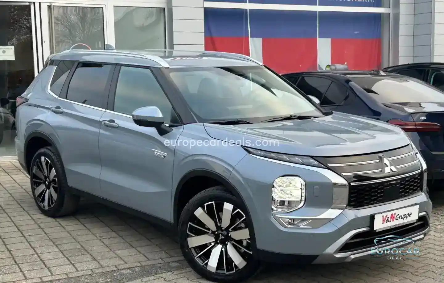 Mitsubishi Plug-in Hybrid Outlander