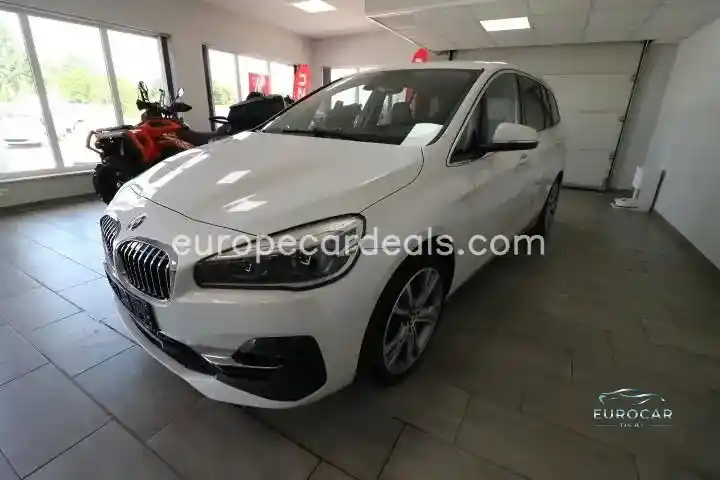 BMW 218