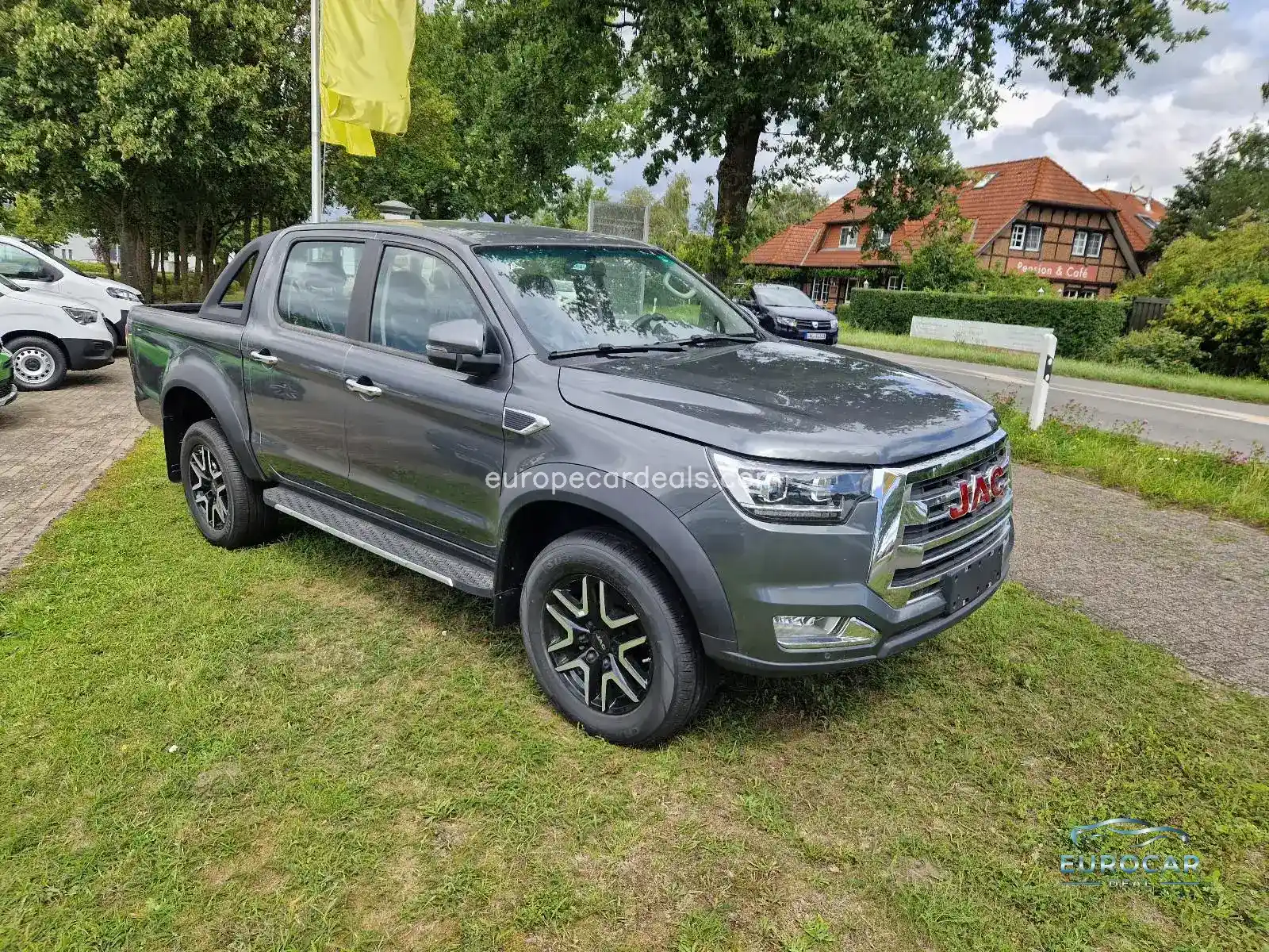 JAC 8 Pro