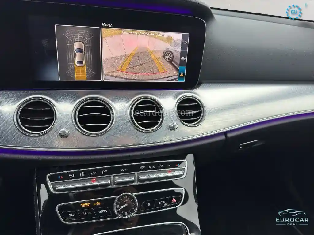 Mercedes-Benz E 220