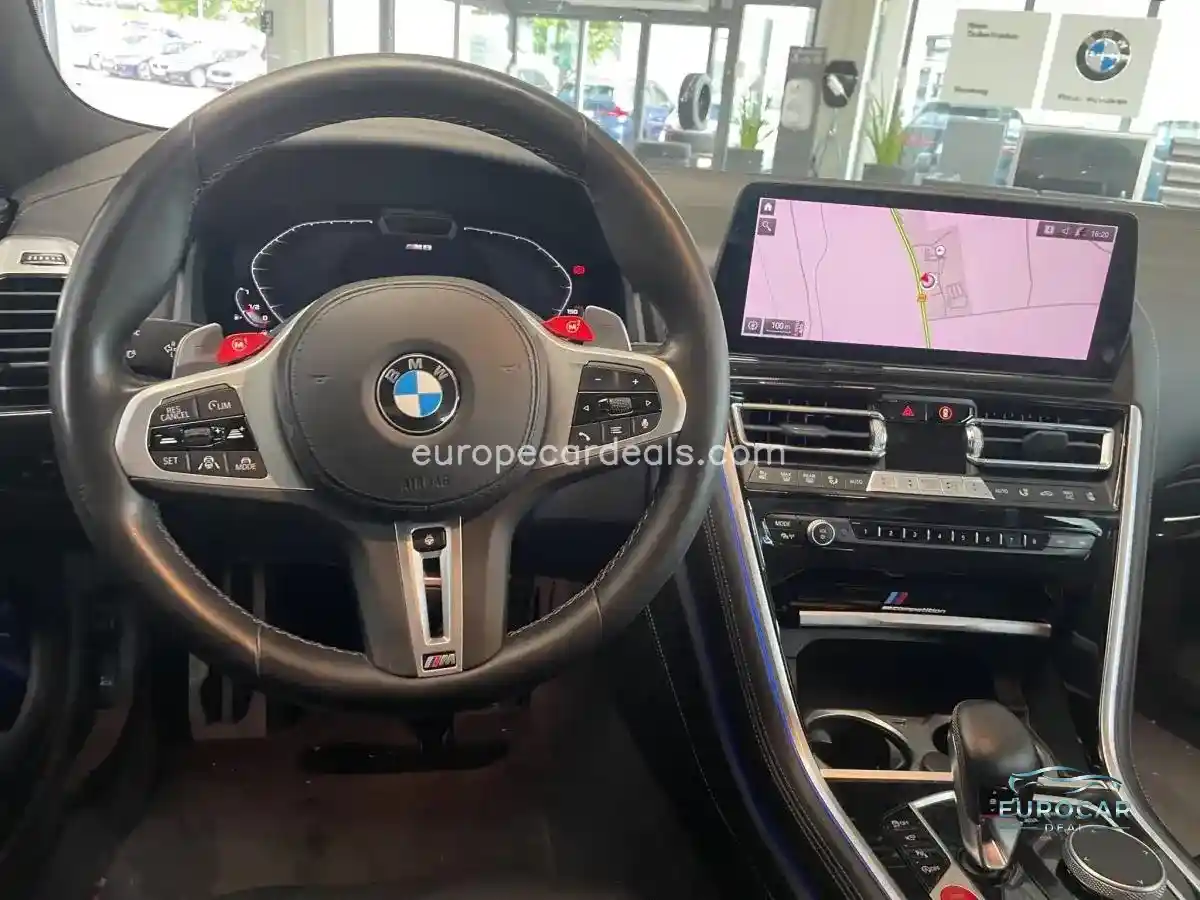 BMW M8