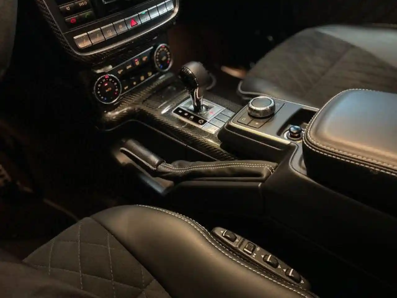 Mercedes-Benz G 500