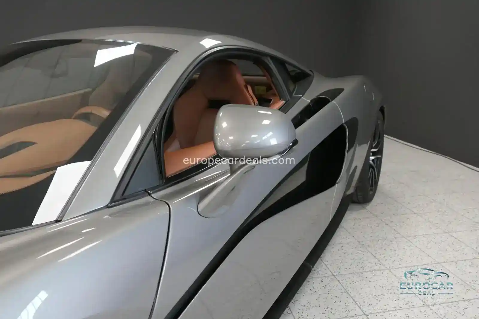 McLaren 570S