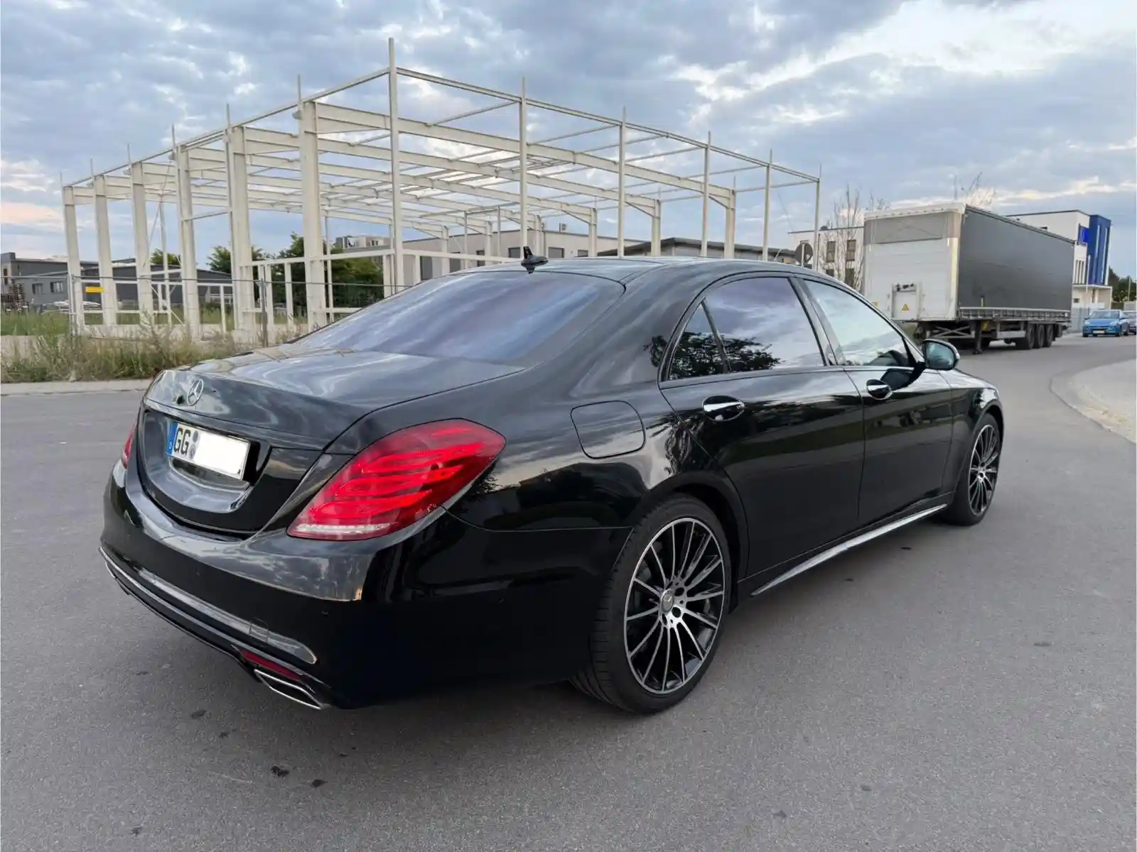 Mercedes-Benz S 500