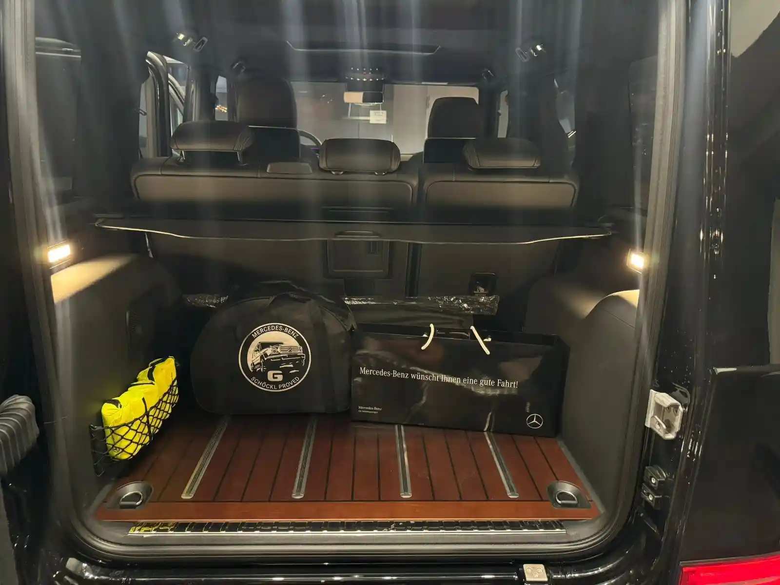 Mercedes-Benz G 500