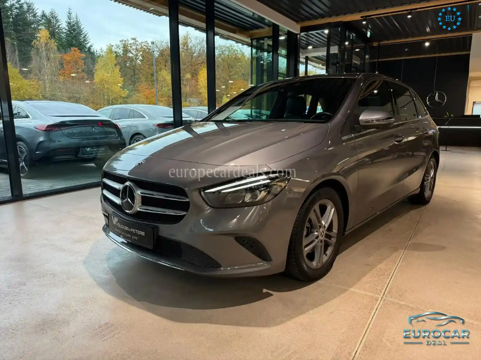 Mercedes-Benz B 180
