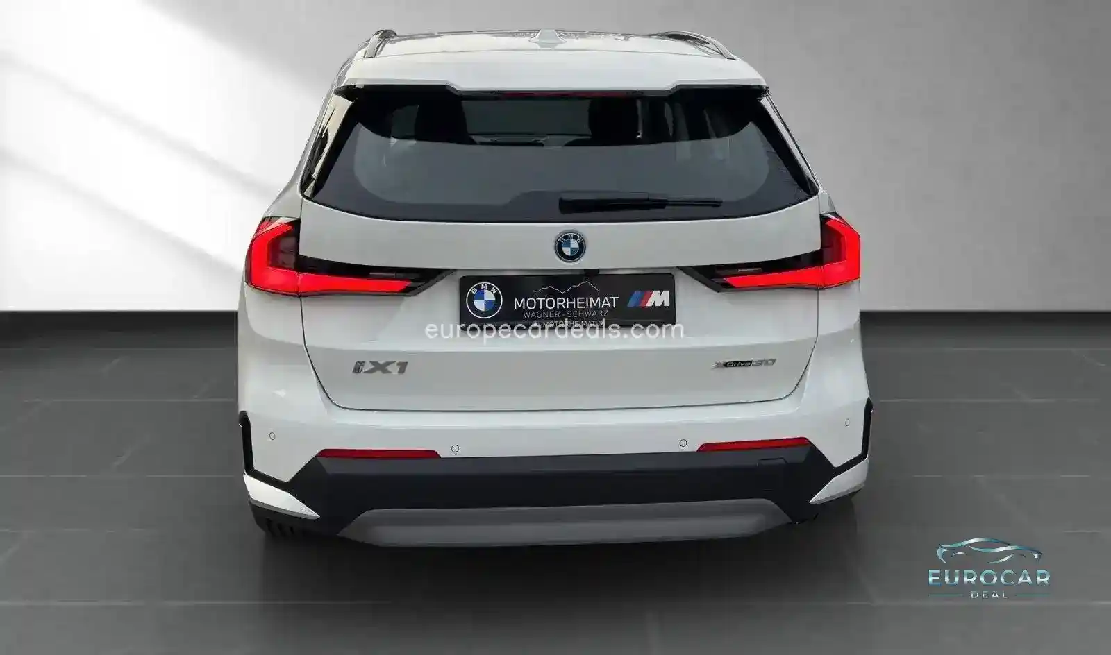 BMW iX1