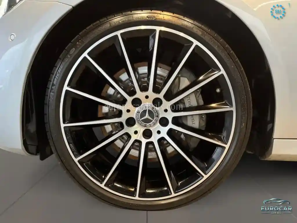 Mercedes-Benz E 400