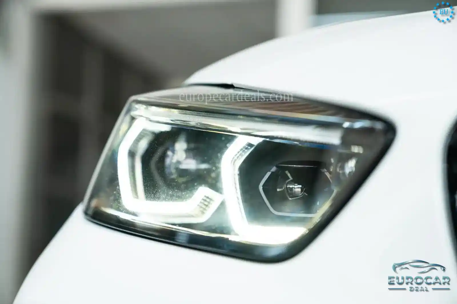 BMW 128