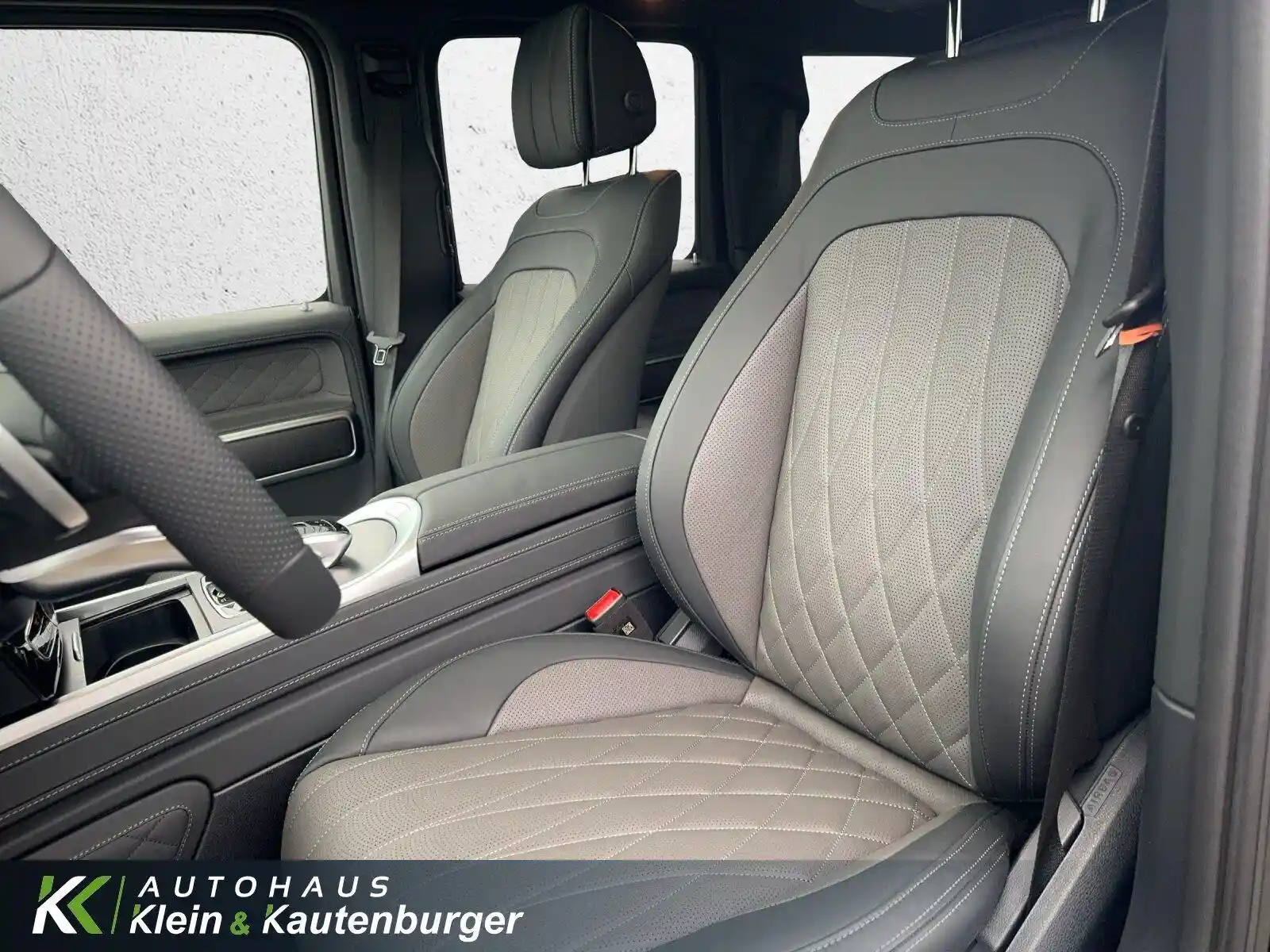 Mercedes-Benz G 500