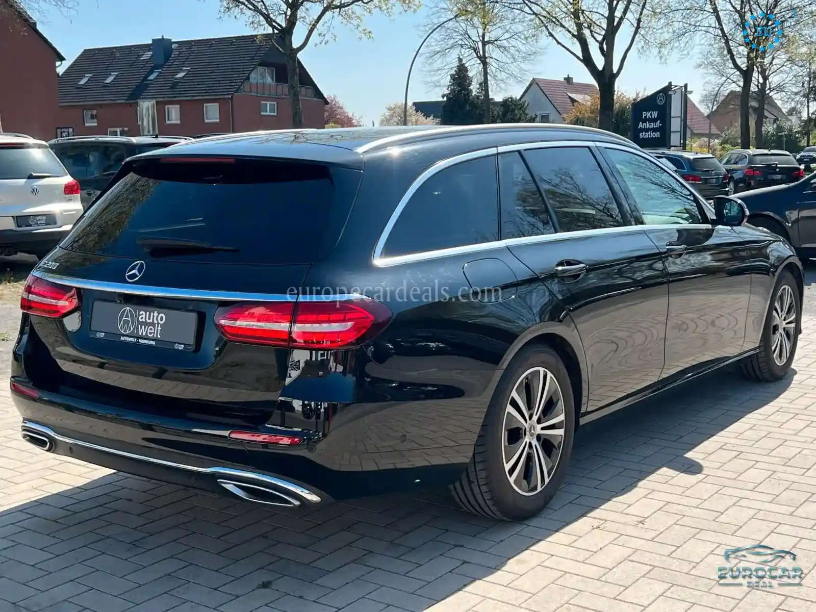 Mercedes-Benz E 200