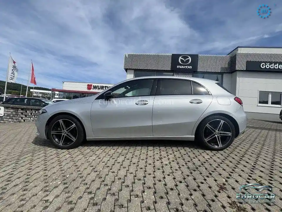 Mercedes-Benz A 180