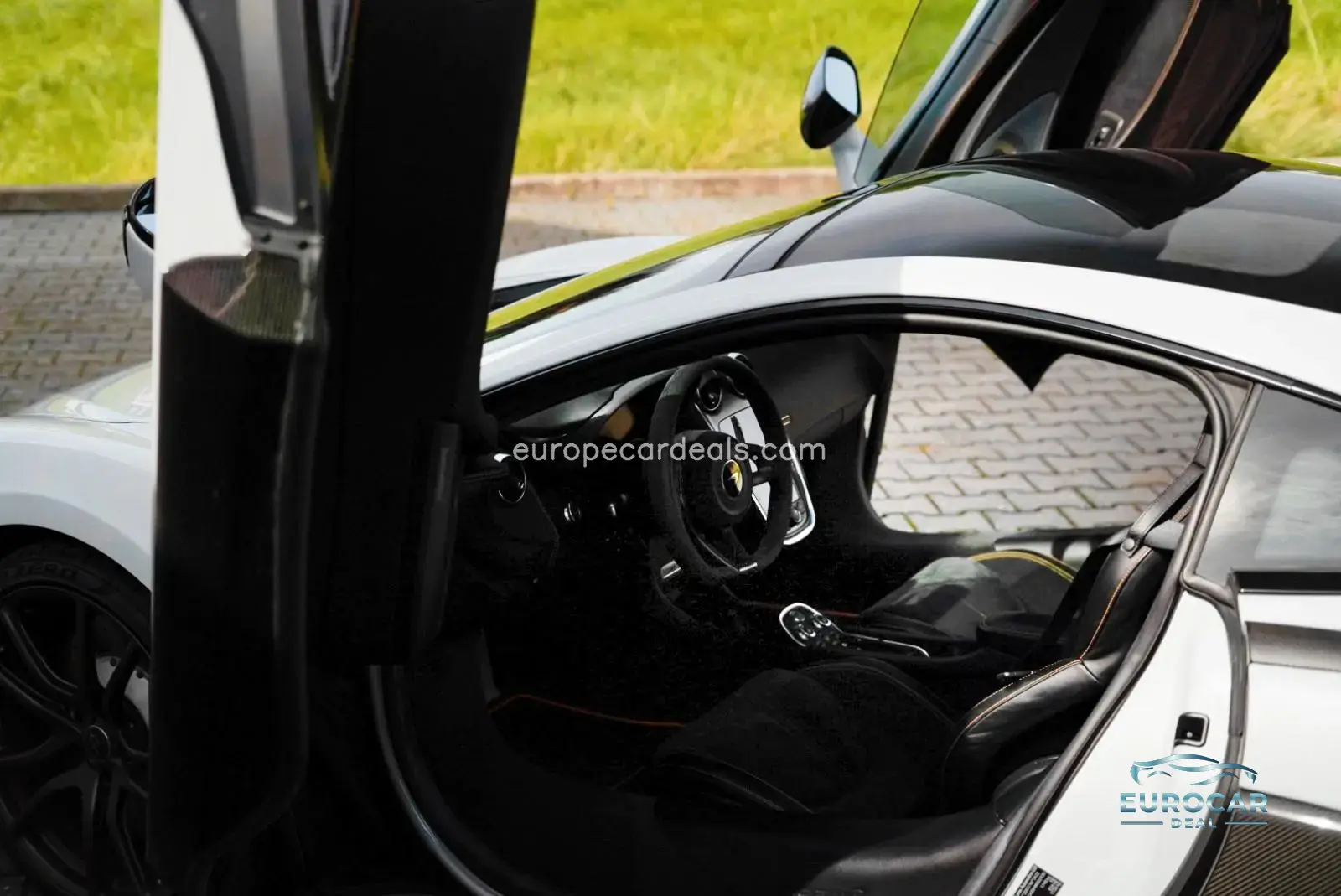 McLaren 570GT