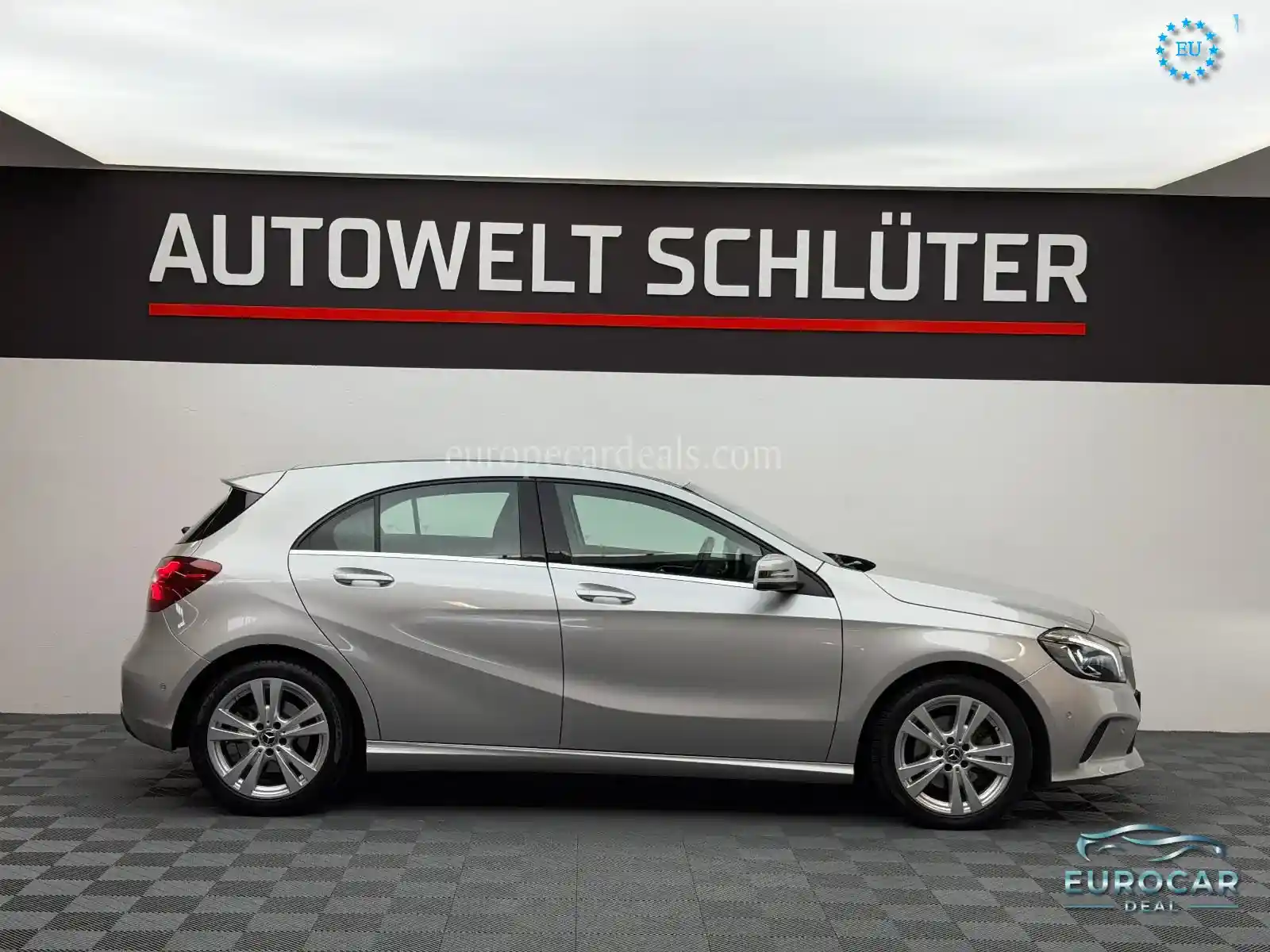 Mercedes-Benz A 220