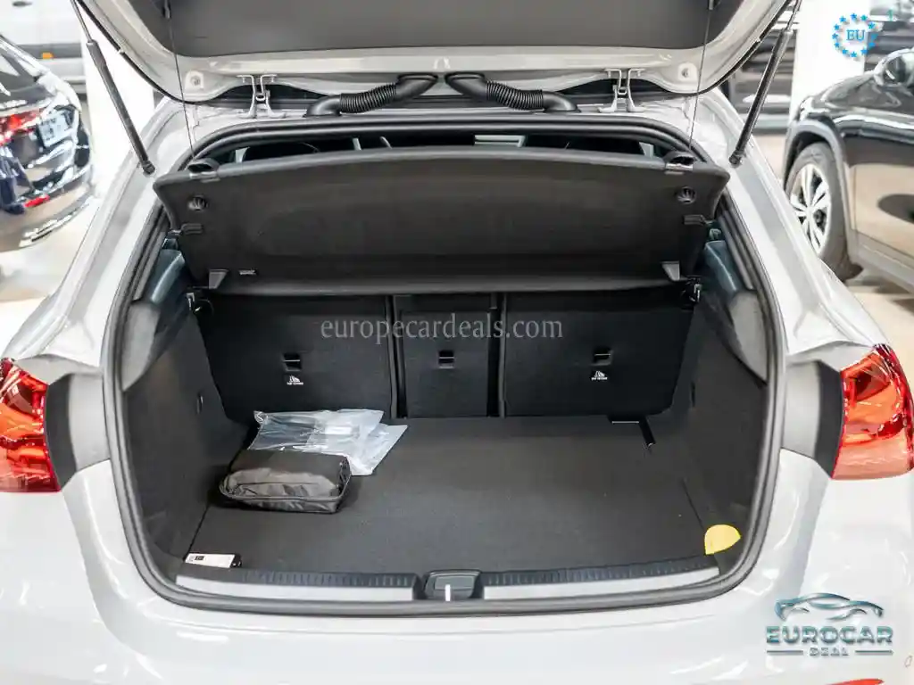 Mercedes-Benz A 220