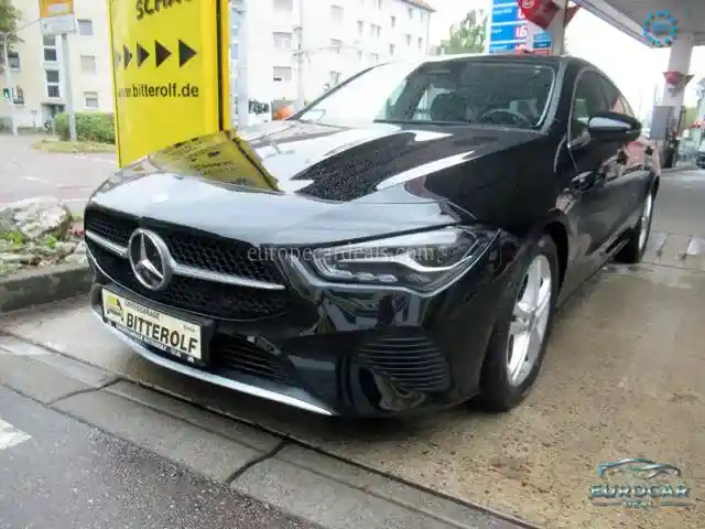 Mercedes-Benz CLA 180 Shooting Brake