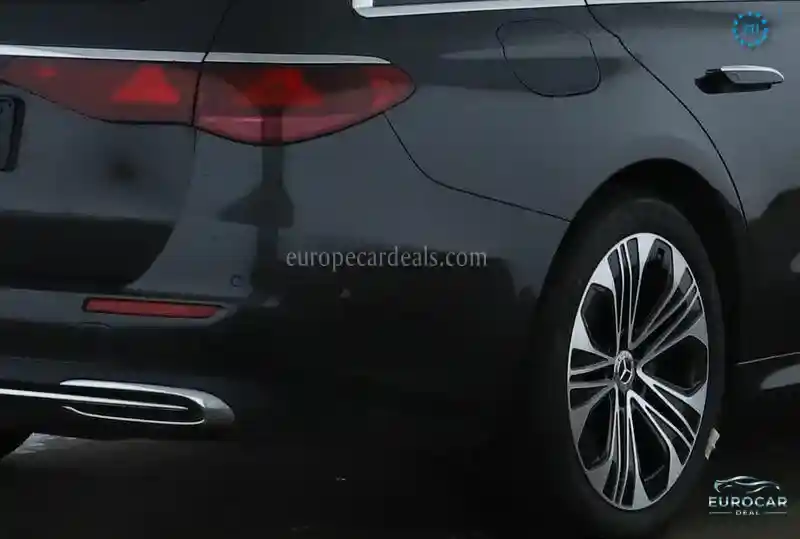 Mercedes-Benz E 200