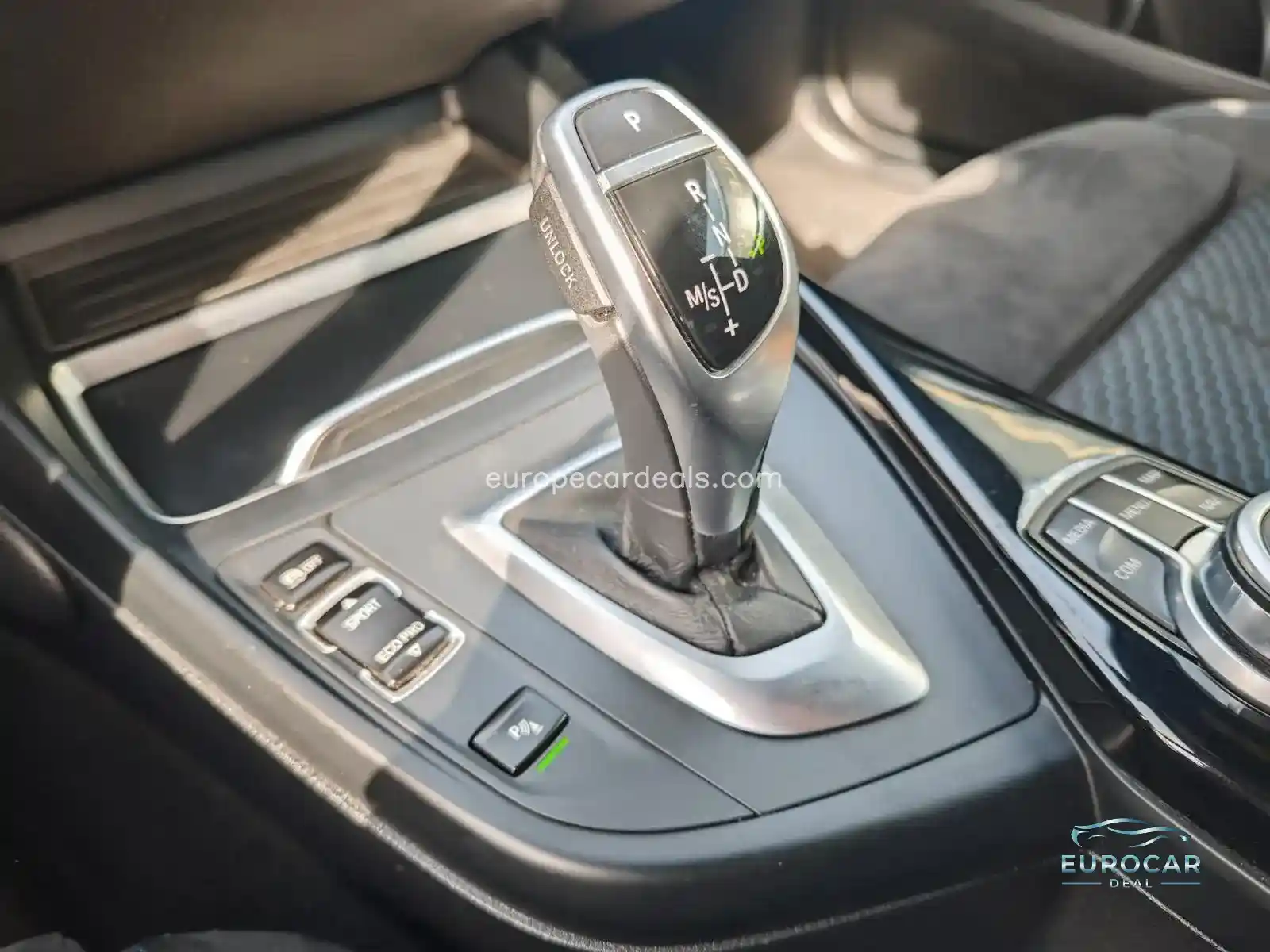 BMW M140i