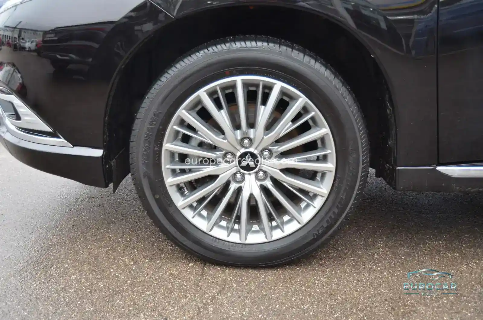 Mitsubishi Plug-in Hybrid Outlander