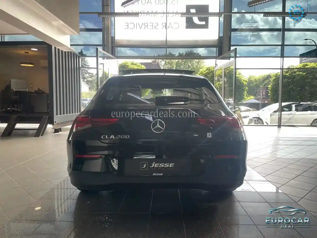Mercedes-Benz CLA 200 Shooting Brake