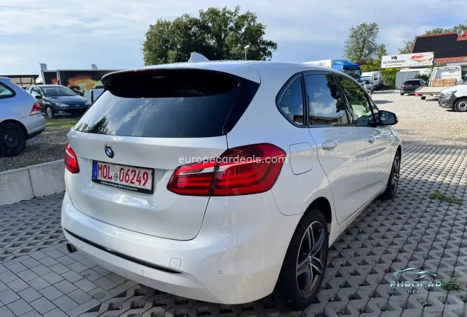 BMW 218