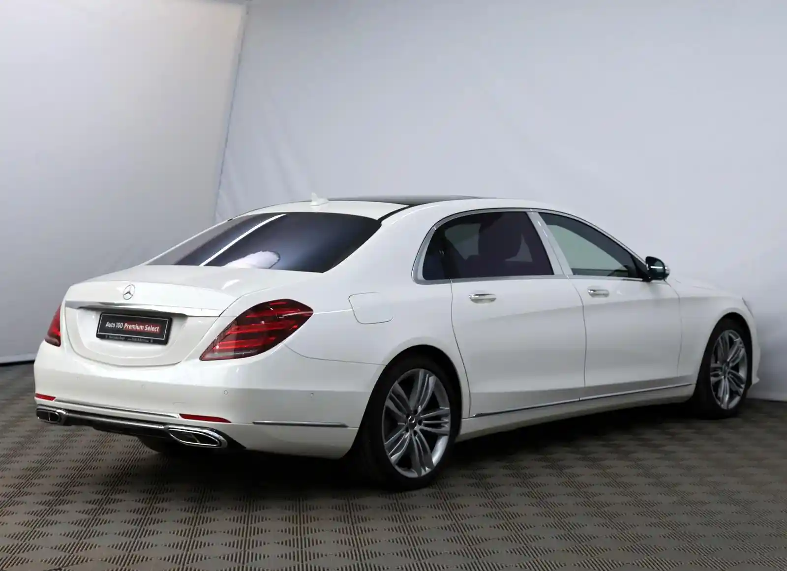 Mercedes-Benz S 560