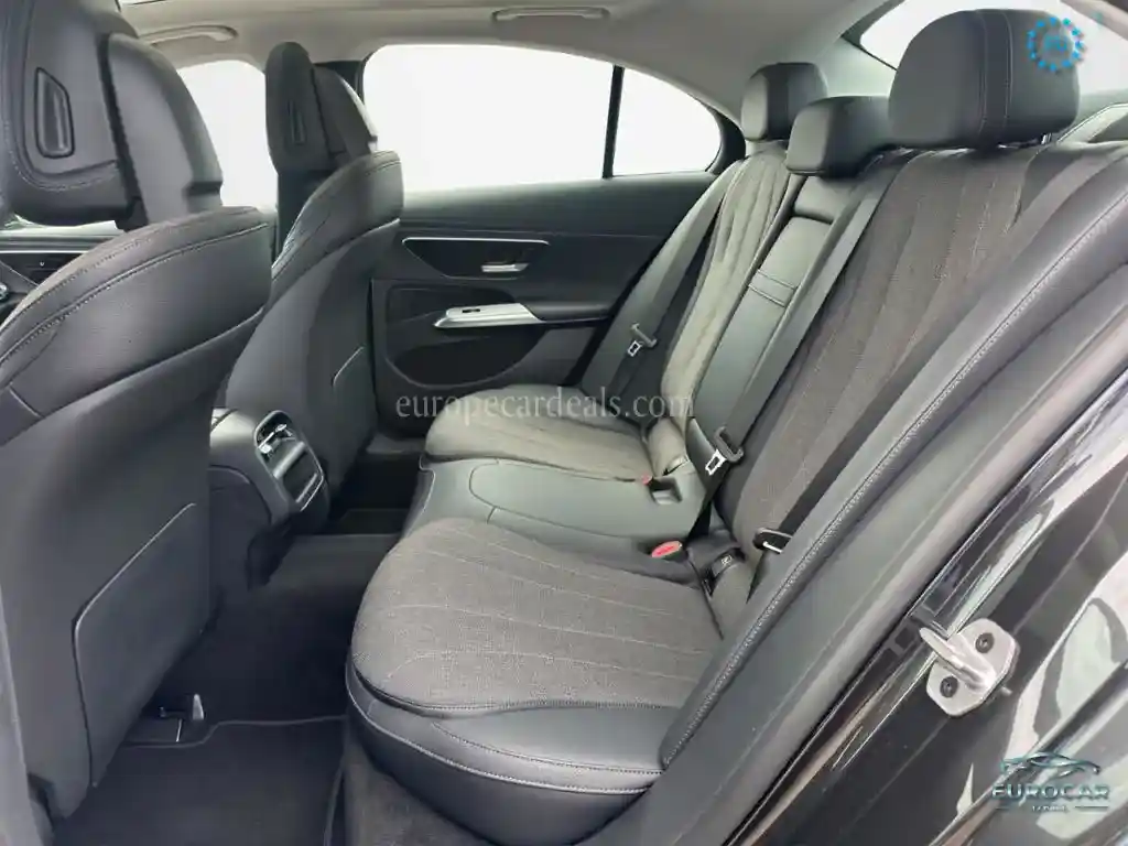 Mercedes-Benz E 200