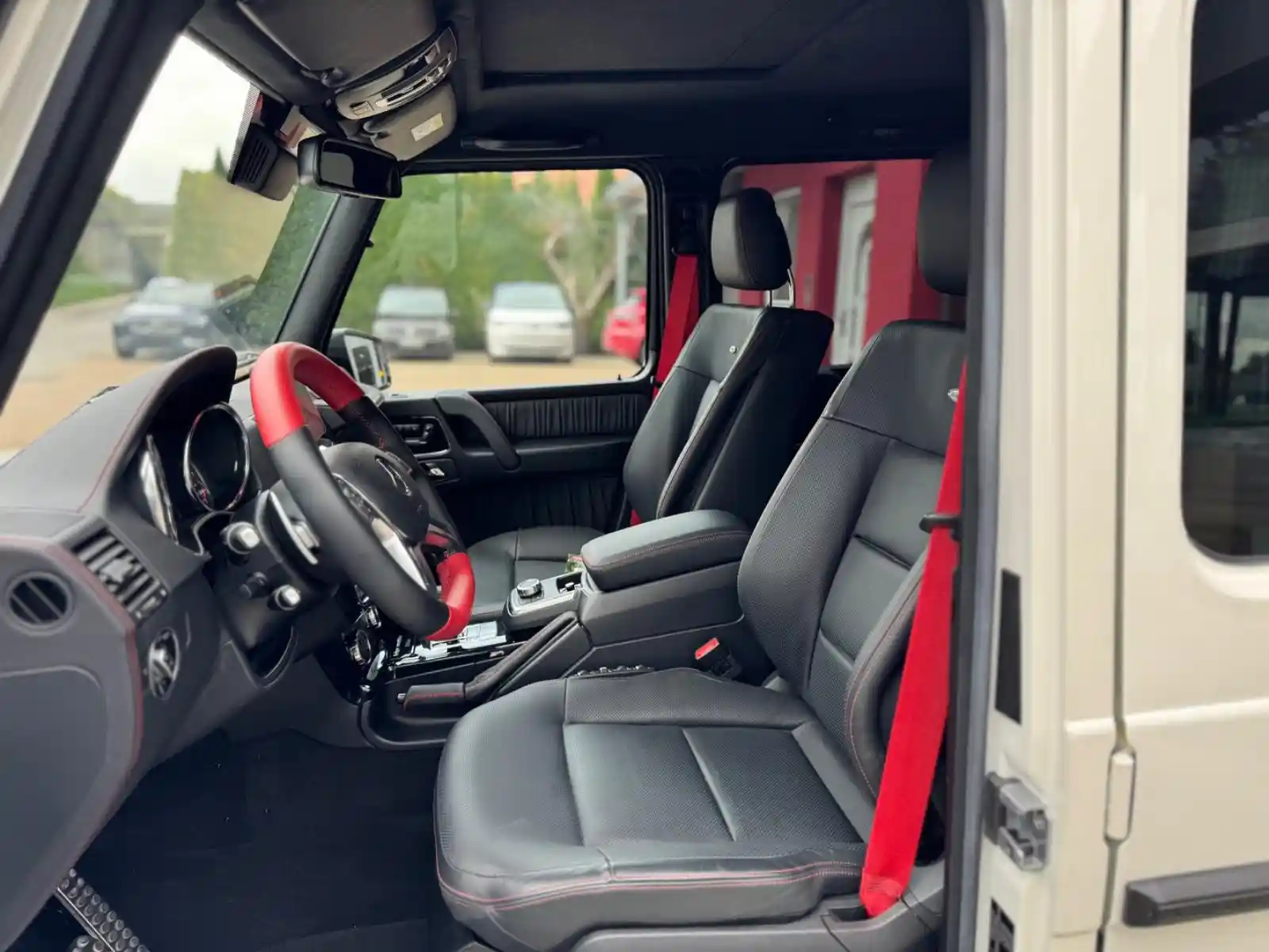Mercedes-Benz G 500