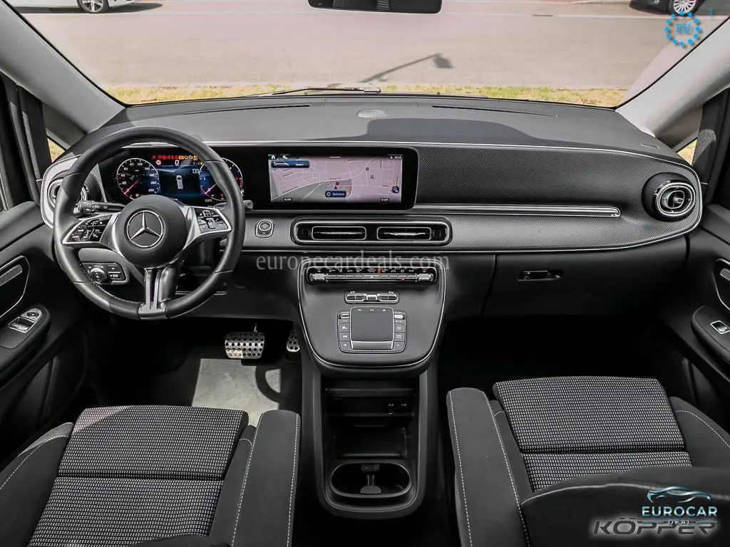Mercedes-Benz V 220