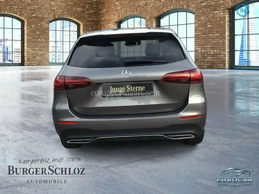 Mercedes-Benz B 180