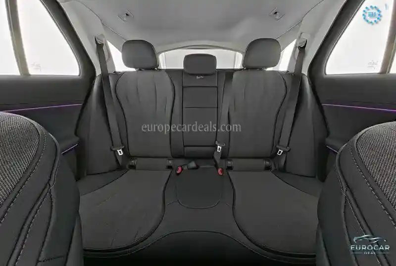 Mercedes-Benz E 200
