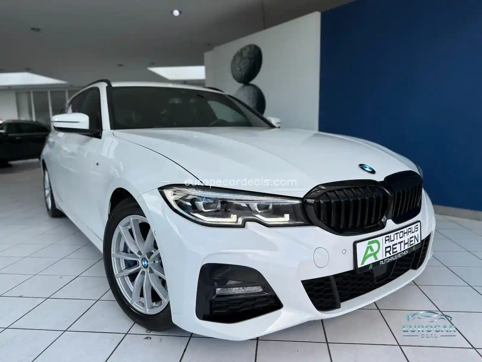 BMW 330