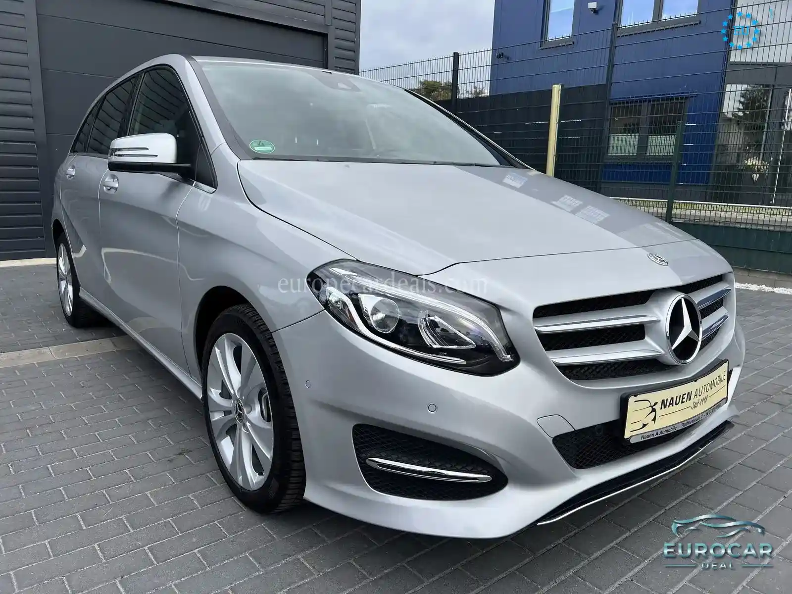 Mercedes-Benz B 200