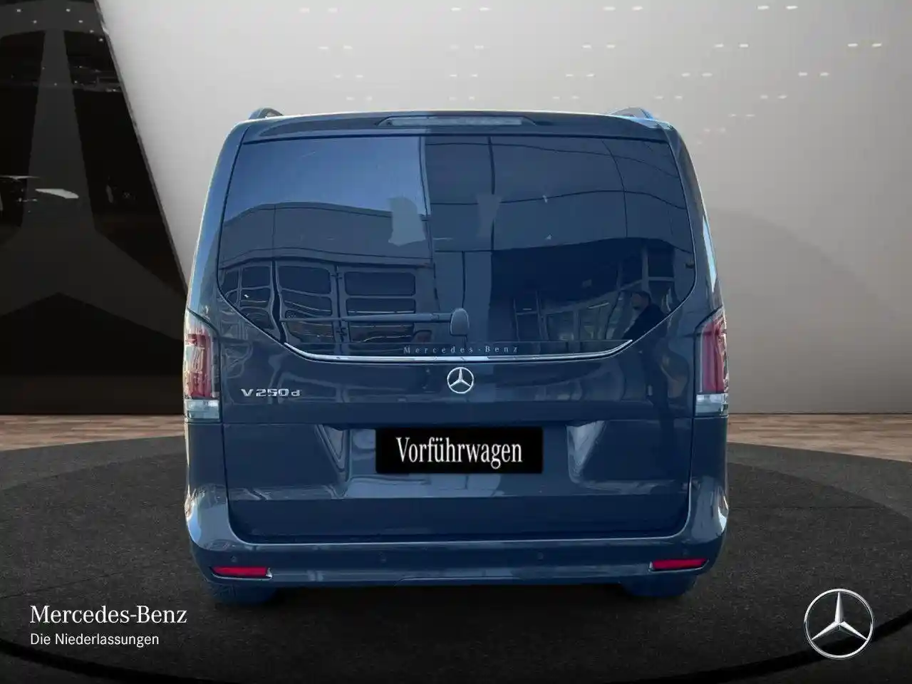 Mercedes-Benz V 250